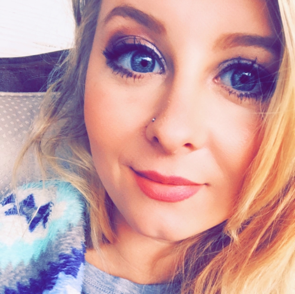 Hi, I'm lacey!
